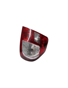 FOCO TRASERO DERECHO...