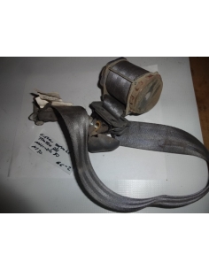 Cinturon seguridad trasero derecho RH Mahindra 2010
