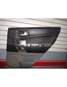 Tapiz plastico interior puerta derecha RH trasera Daihatsu Terios 2009