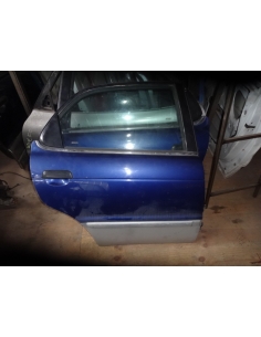 Puerta trasera derecha RH Suzuki Baleno Station Wagon 1999 sin accesorios solo la lata 