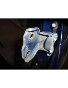 Bisagra derecha puerta Suzuki Baleno Station Wagon 1999