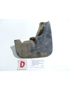 Goma guardafango delantero derecho Daihatsu Terios 1998 