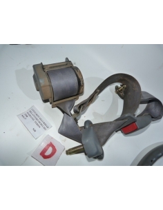 Cinturon de seguridad delantero derecho Daihatsu Terios 1998 