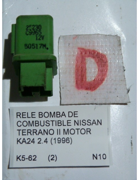 Relay rele bomba combustible Nissan Terrano II motor k424 2.4 1996 
