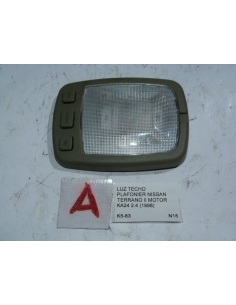 Luz techo plafonier Nissan Terrano II motor K424 2.4 1996
