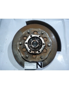 Masa muñon disco derecho Nissan Terrano II Motor K424 2.4 1996 