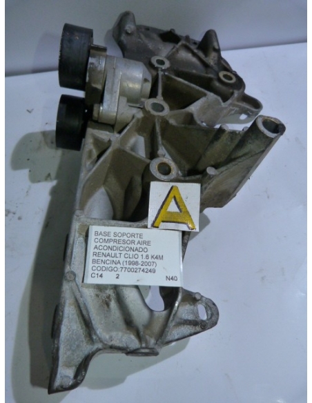 Base soporte compresor aire acondicionado Renault Clio 1.6 motor K4M Bencina 1998 - 2007 codigo: 7700274249