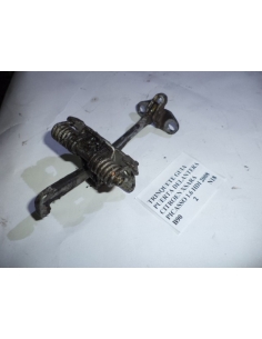 Trinquete guia puerta delantera Citroen Xsara Picasso 1.6 HDI 2008 