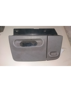 Cenicero Ford Explorer 98