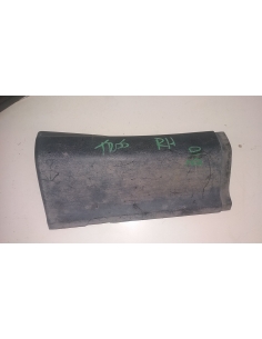 Puntera trasera derecha zocalo Suzuki vitara 1988 1989 1990 1991 1992 1993 1994 1995 1996 1997  1998