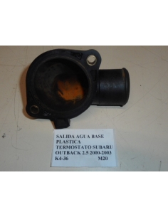 Salida agua base plastica termostato Subaru Outback 2.5 2000 - 2003