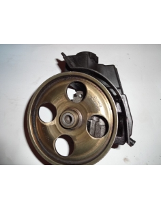 Bomba direccion hidraulica Peugeot 206 cod:9637058480