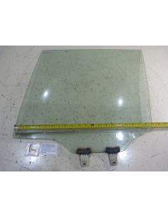 VIDRIO PUERTA TRASERA IZQUIERDA  SUZUKI GRAND NOMADE 4X4 2.0 BENCINA J20A 2006-2012