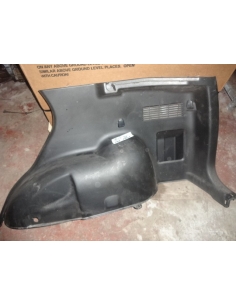 Plastico interior costado trasero derecho Suzuki Grand Nomade 2011 