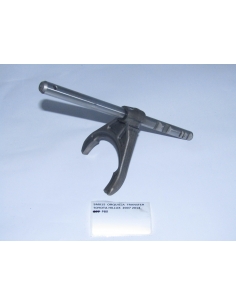 HORQUILLA GUIA TRANSFER  TRANSMISION MANUAL 4X4 TOYOTA HILUX  2007 2014