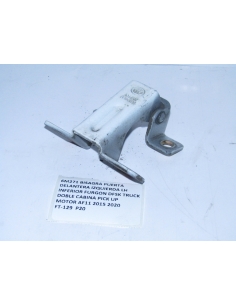 BISAGRA PUERTA DELANTERA...