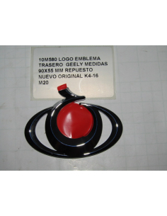 LOGO EMBLEMA TRASERO GEELY...