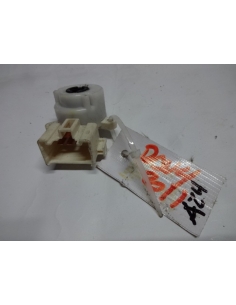 Conector electrico chapa contacto Toyota Rav4 2011 sirve del 2007 en adelante